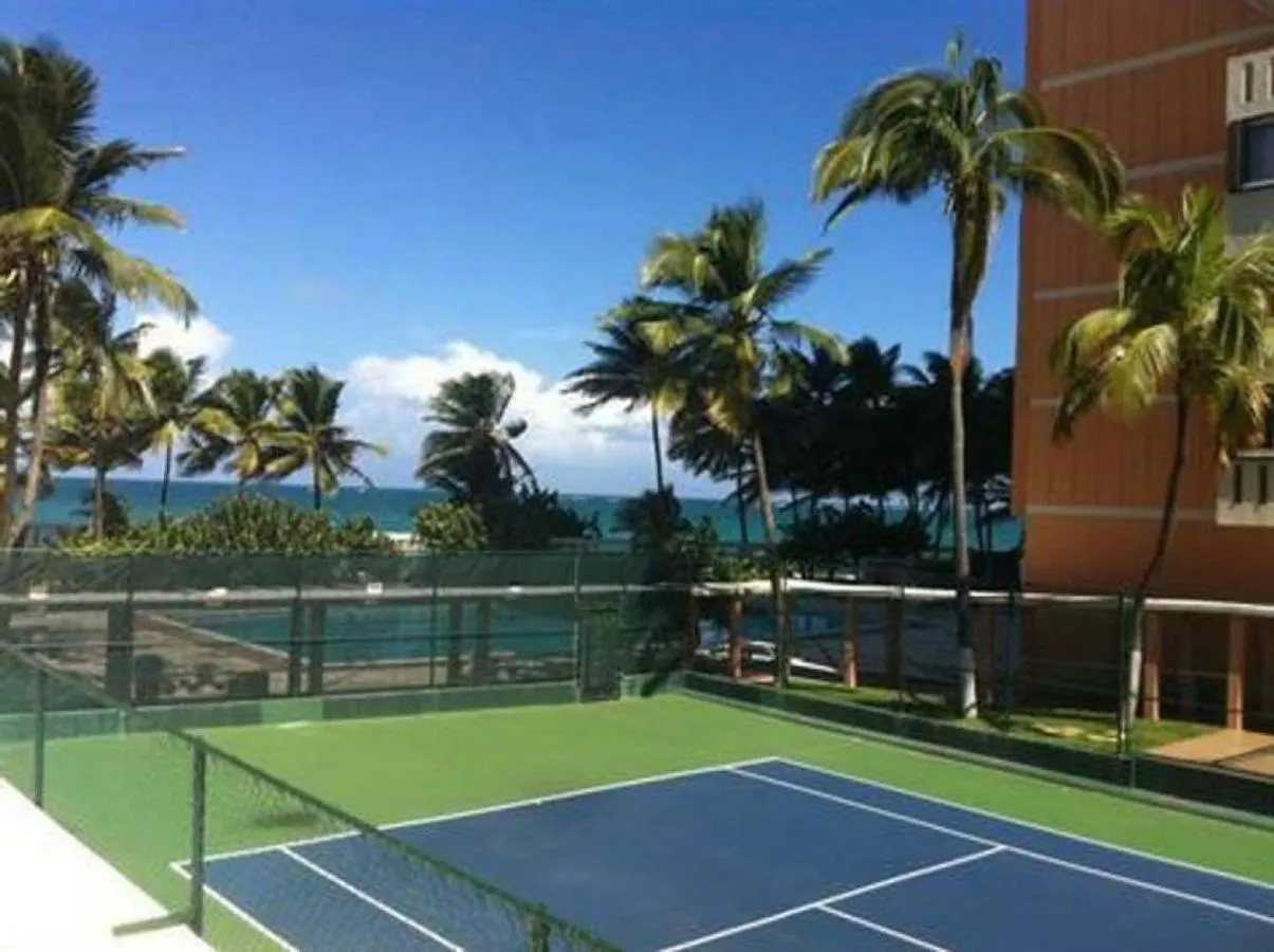 Condado Beach Front Cabana'S San Juan Semesterbostad